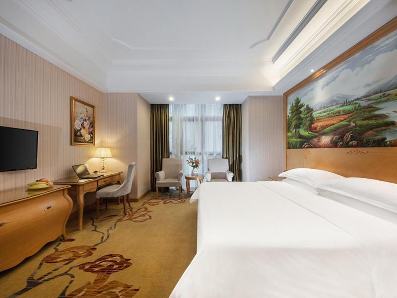Vienna International Hotel Fuzhou Cangshan Wanda Экстерьер фото